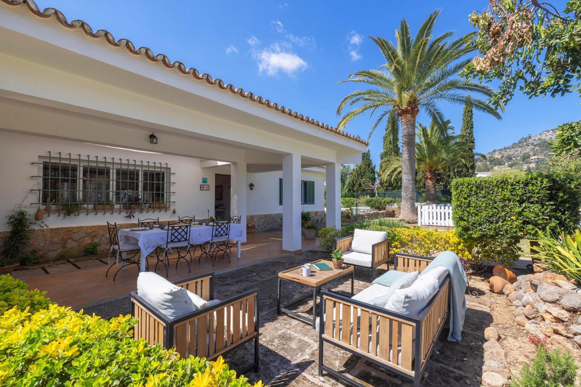 Ideal House For Two Families With Pool And Barbecue Plamanyola Exteriér fotografie