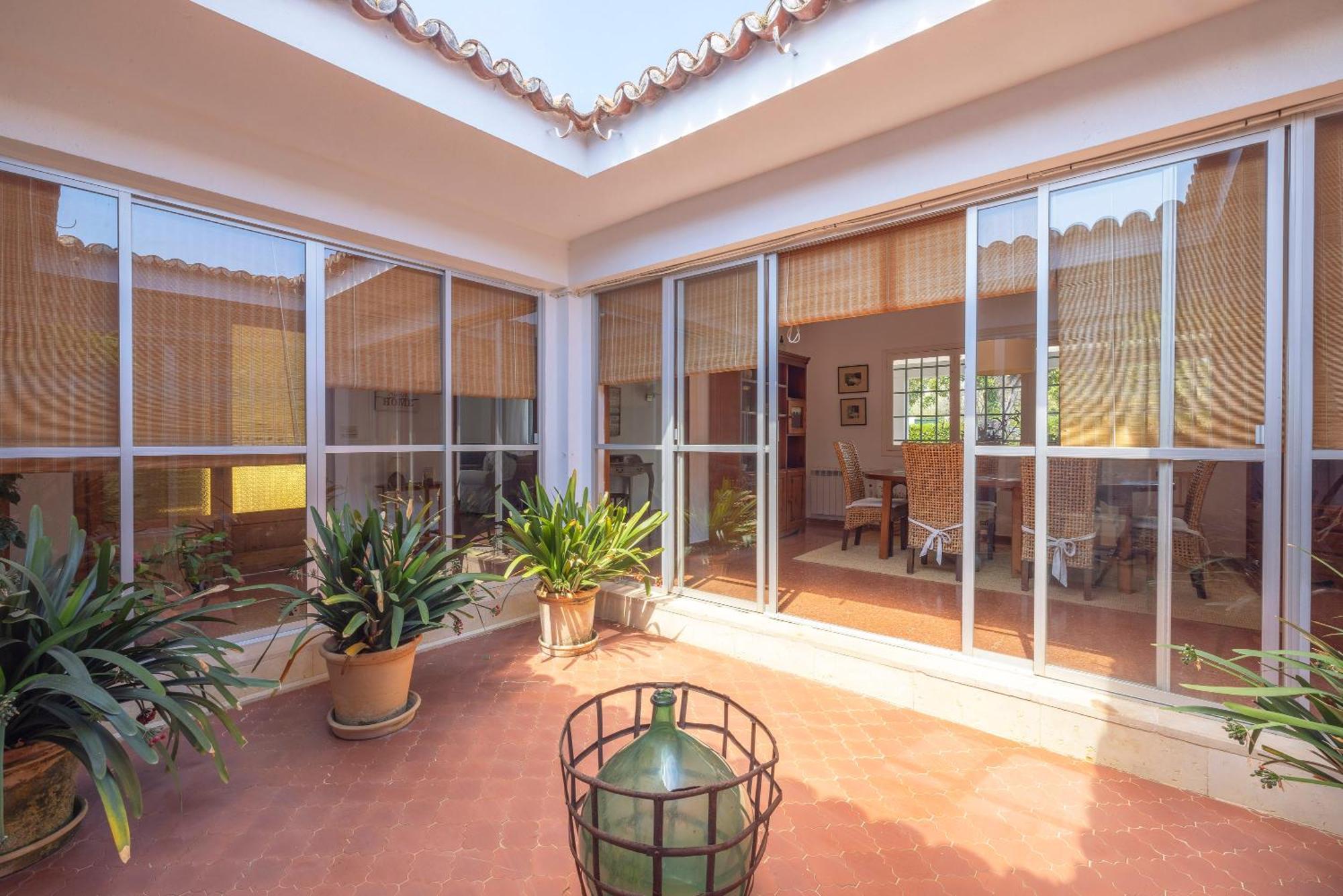 Ideal House For Two Families With Pool And Barbecue Plamanyola Exteriér fotografie